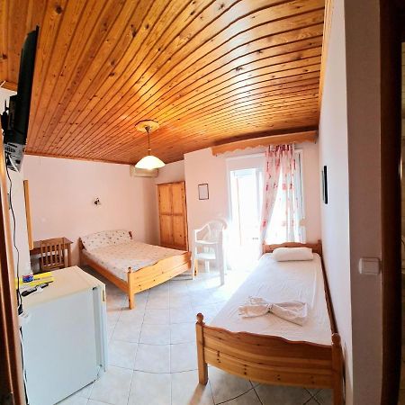 House Niki Lejlighedshotel Paralía Eksteriør billede